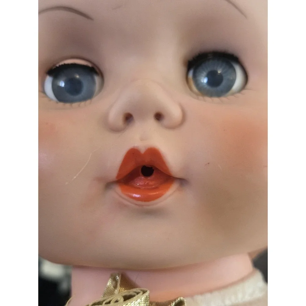 Vtg 50s 60s Drink And Wet Doll Eyes Close Blue Eyes Reddish Brown Hair‎